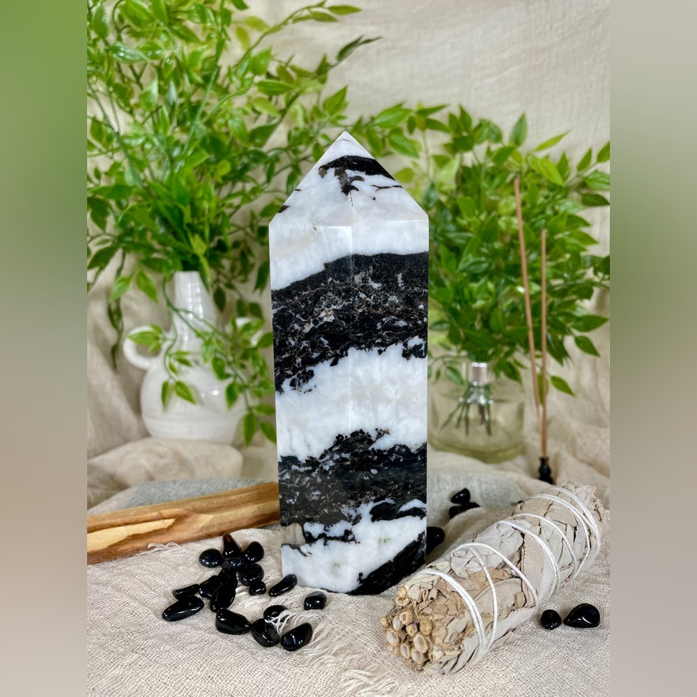 2355 Zebra Jasper Crystal Tower - Picture 3 of 13